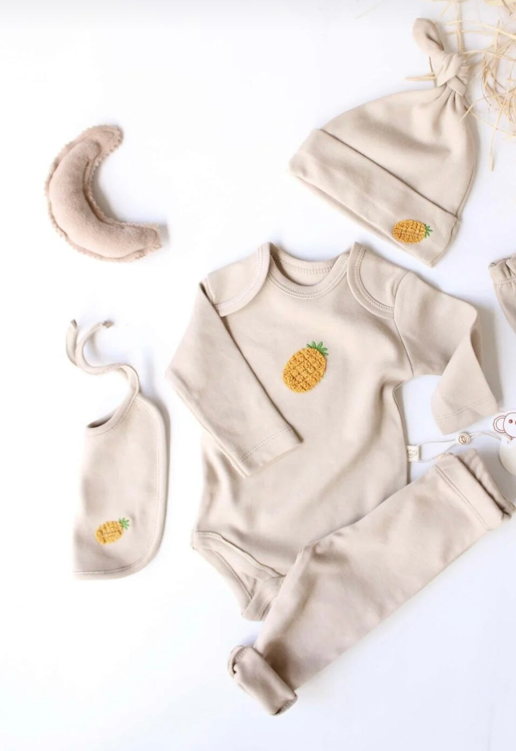 Pineapple Soft Newborn Set 🍍