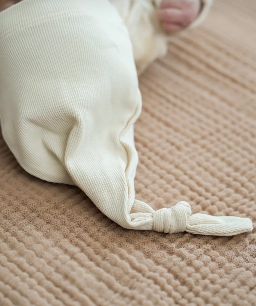 Ribbed and Bottom Tie Baby Bodysuit and Beanie Set 100% Cotton - Easy Bottom Opening Design