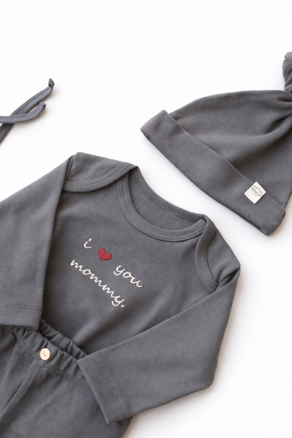 “I Love You Mommy” Newborn Set – Grey